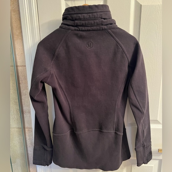 Lululemon Full Zip Black Sweatshirt - Picture 2 of 3